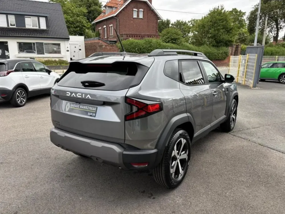 Dacia Duster III Journey Hybrid 140 4x2 (1)